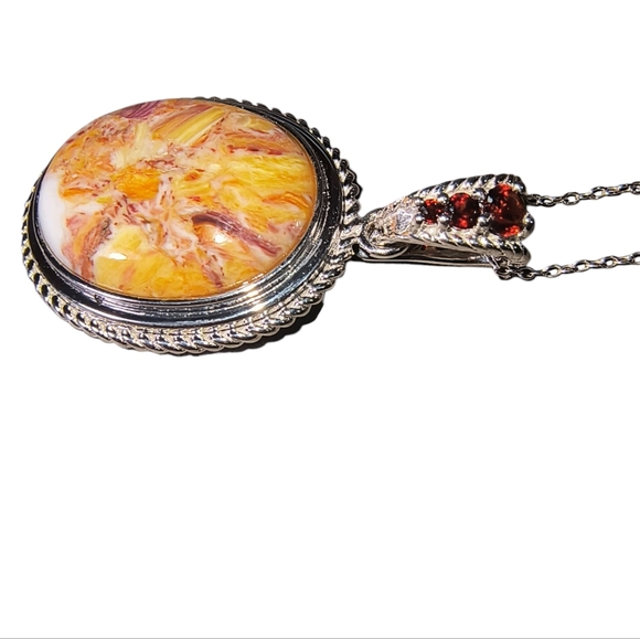 Lion's Paw Shell, Garnet & Sterling Silver Pendant or Enhancer Necklace - Picture 3 of 13